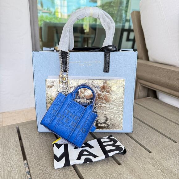 MARC JACOBS The Nano Tote Bag Charm 2F3SCP005S07 - Picture 1 of 10